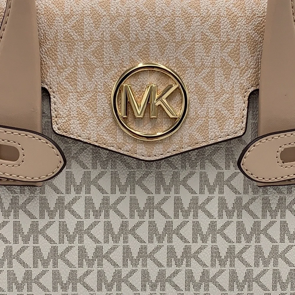 MICHAEL KORS Carmen Medium Color-Block Logo Satchel color Buff Multi